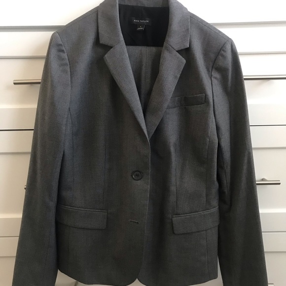 Ann Taylor Pants - Ann Taylor size 8 grey pant suit